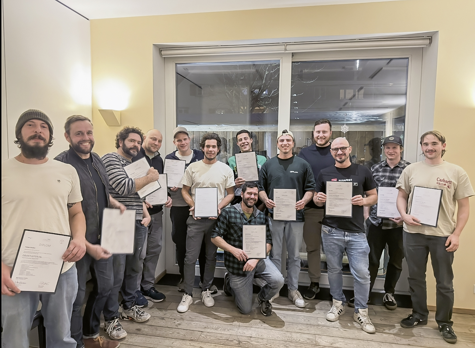 Die Gebäudehüllen-Branche erhält 25 neue Objektleiter