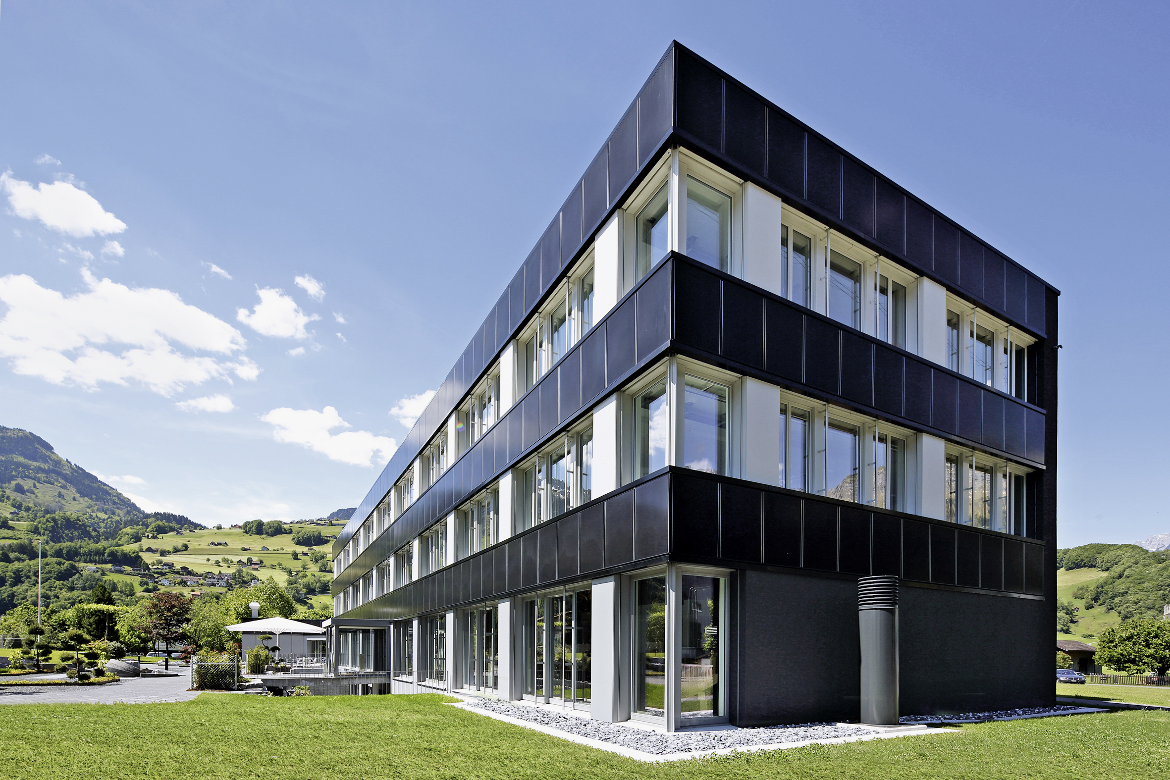 Solararchitektur – mehrals nur Photovoltaik auf dem Dach